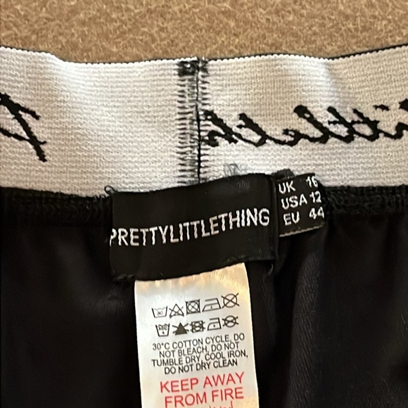 PLT PRETTY LITTLE THING Black Stretch Joggers - Size US 12 - Picture 3 of 10